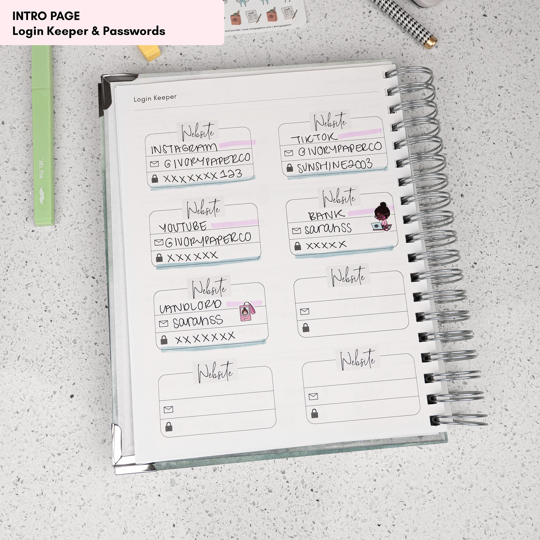 Paper based daily fashion planner